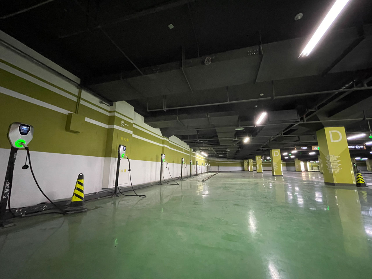 充電樁3.jpg
